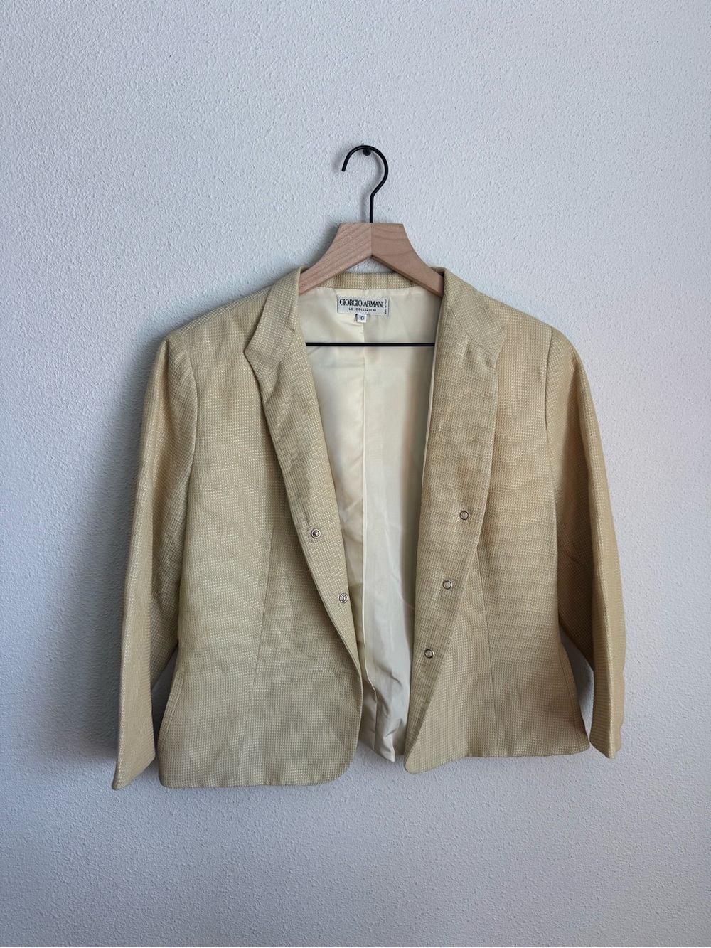 Giorgio Armani Women's Cream Tailored Blazer